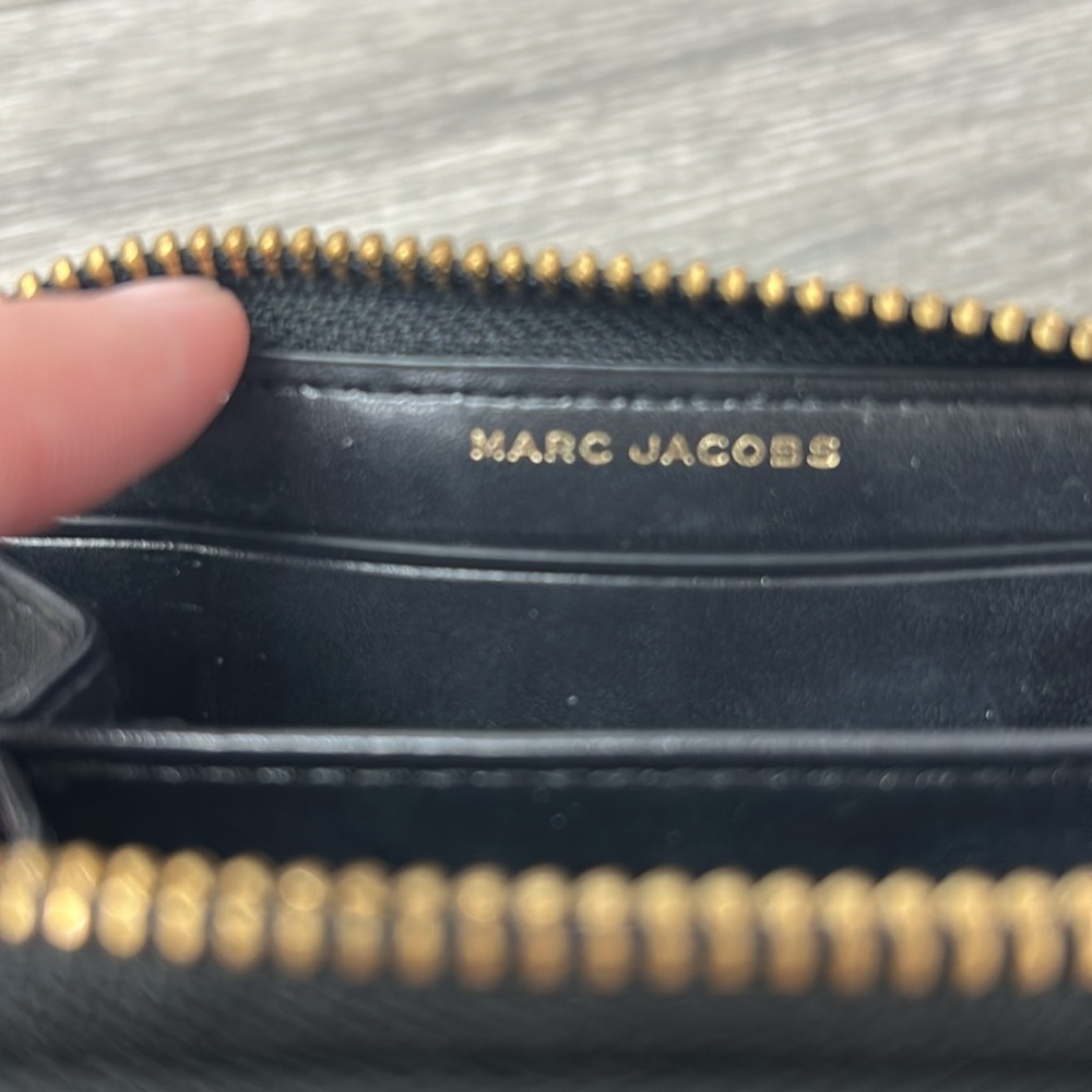 Marc Jacobs “The Groove” Double Zip Leather Wallet Card Case - Picture 6 of 7